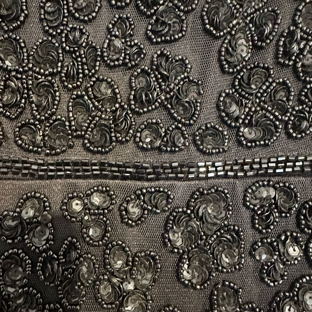 ✔️39/32/40 ❤️ BNWT MAC DUGGAL FLOUNCE SLEEVE BEADED MIDI DRESS #10827 - Picture 6 of 12